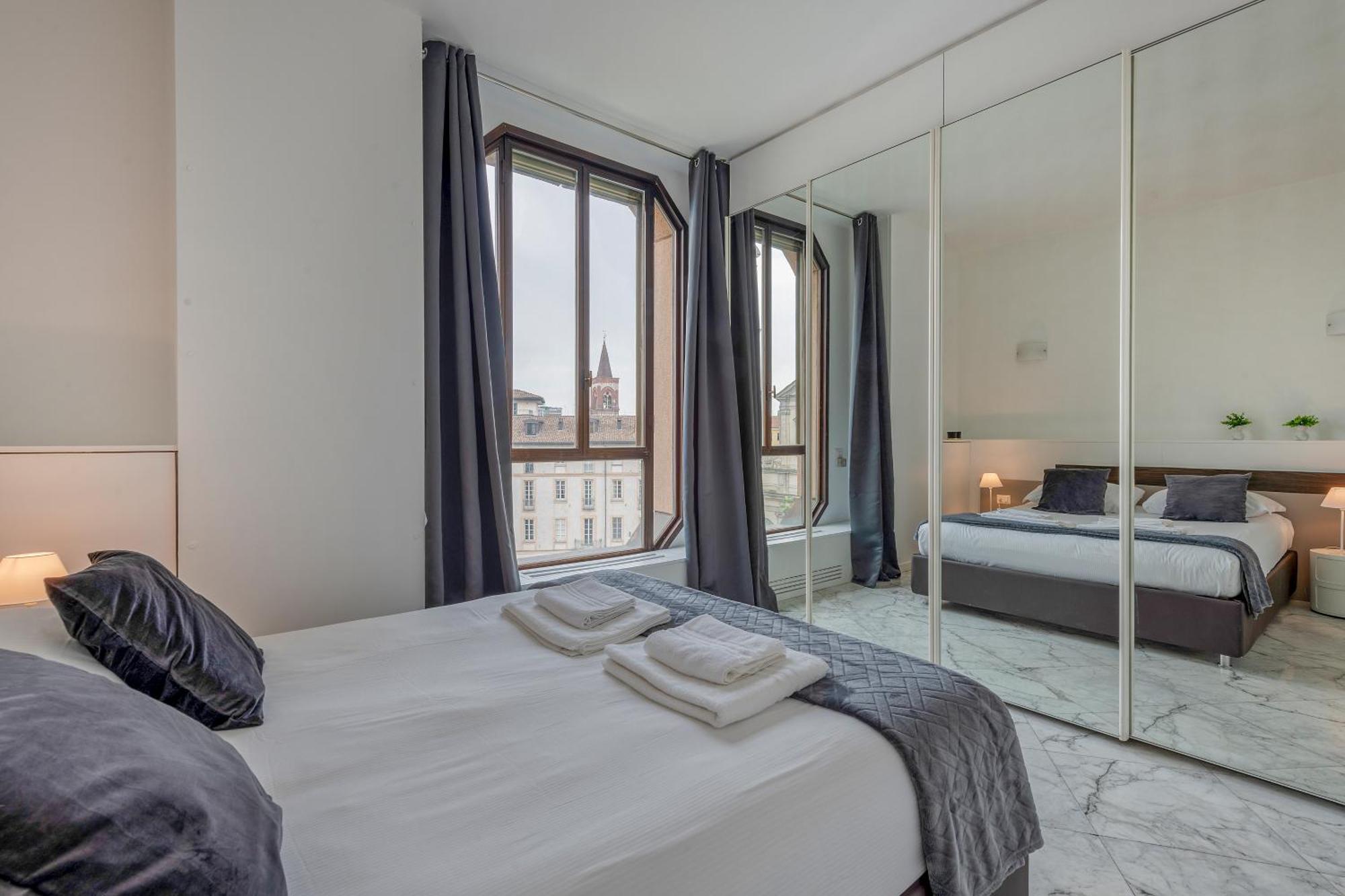 Milan Royal Suites - Duomo Santo Stefano Bagian luar foto